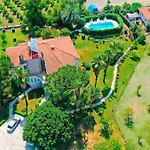 Malikane Residence,6 Bed Detached فيلة