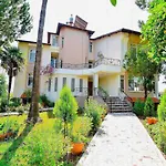 Malikane Residence,6 Bed Detached أورتاجا