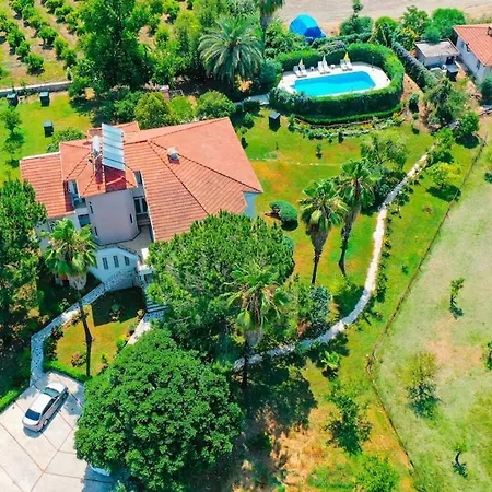 Malikane Residence,6 Bed Detached Villa
