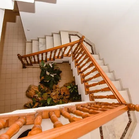 Villa Malikane Residence,6 Bed Detached