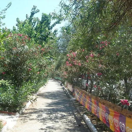 Villa Malikane Residence,6 Bed Detached