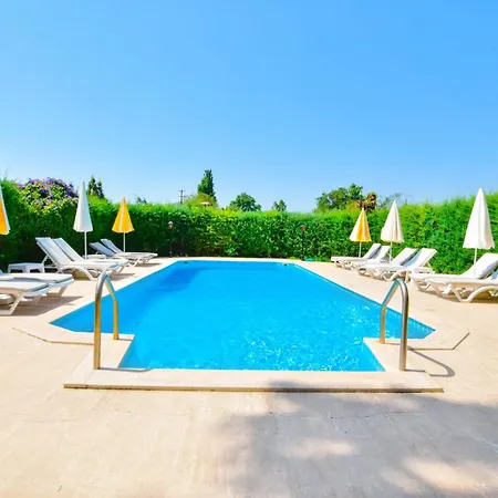 Malikane Residence,6 Bed Detached Вилла Ортаджа