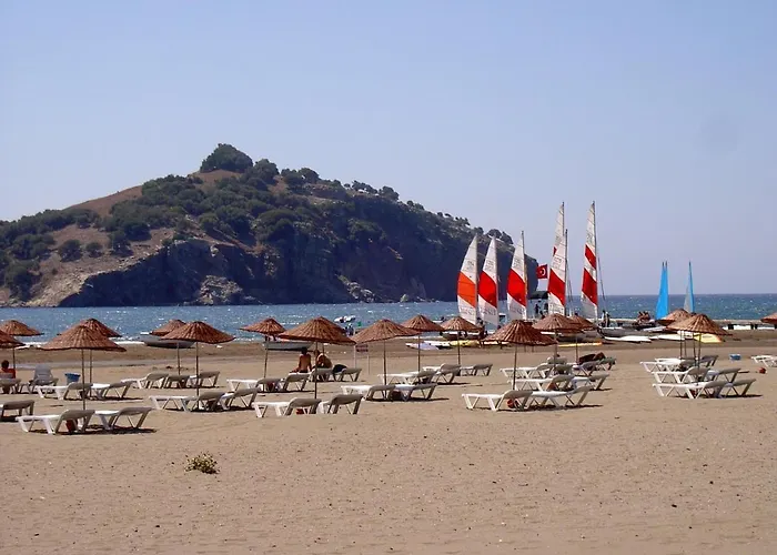 Malikane Residence,6 Bed Detached