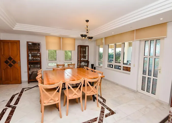 Malikane Residence,6 Bed Detached Villa