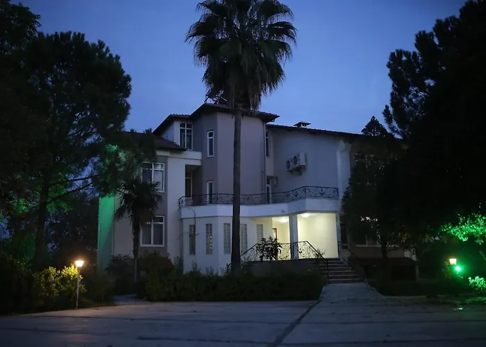 Malikane Residence,6 Bed Detached Villa