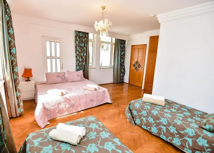 Malikane Residence,6 Bed Detached Villa