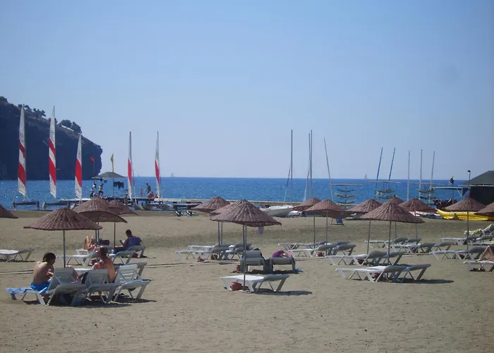 Malikane Residence,6 Bed Detached Villa *